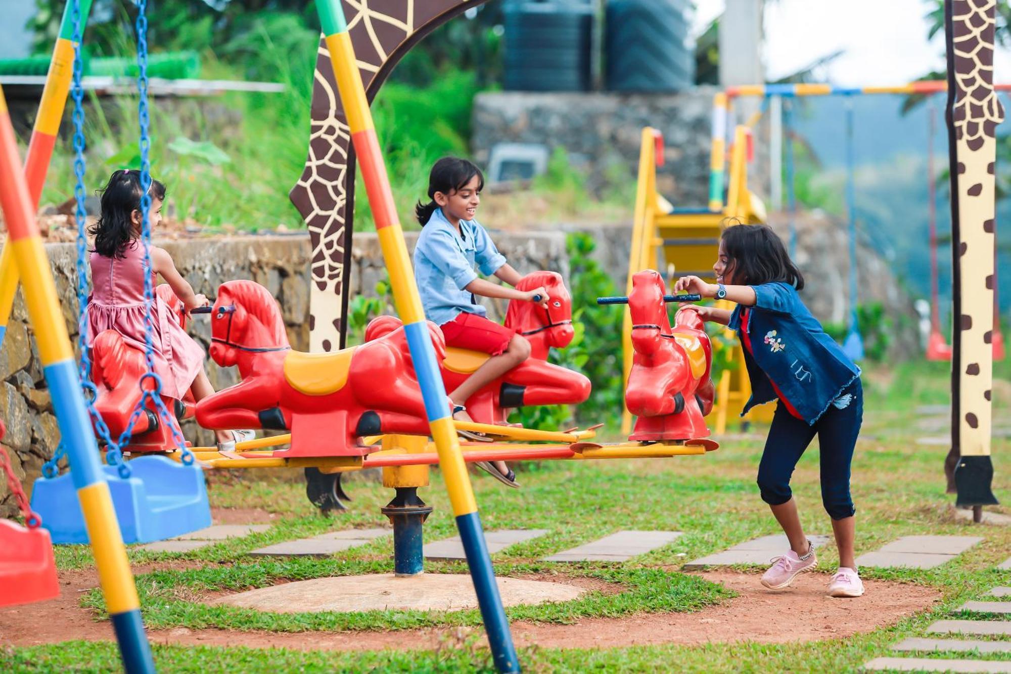 Misty Green Hills Parks & Resorts Kondotty Exterior foto